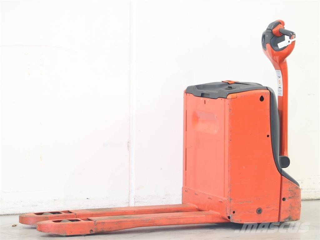 Linde T16/1152 Gaffelstabler med gående fører