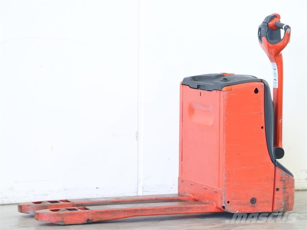 Linde T16/1152 Gaffelstabler med gående fører