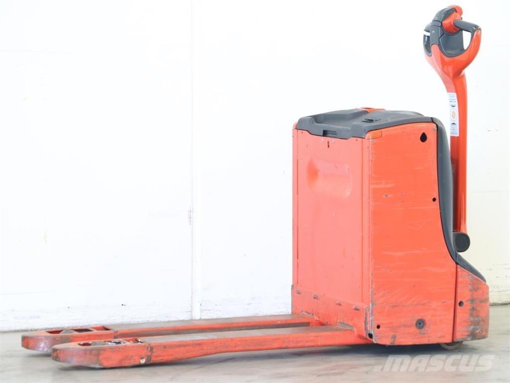 Linde T16/1152 Gaffelstabler med gående fører