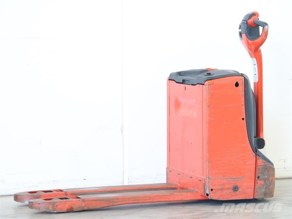 Linde T16/1152 Gaffelstabler med gående fører
