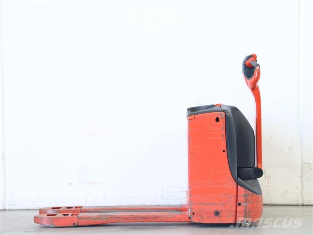 Linde T16/1152 Gaffelstabler med gående fører