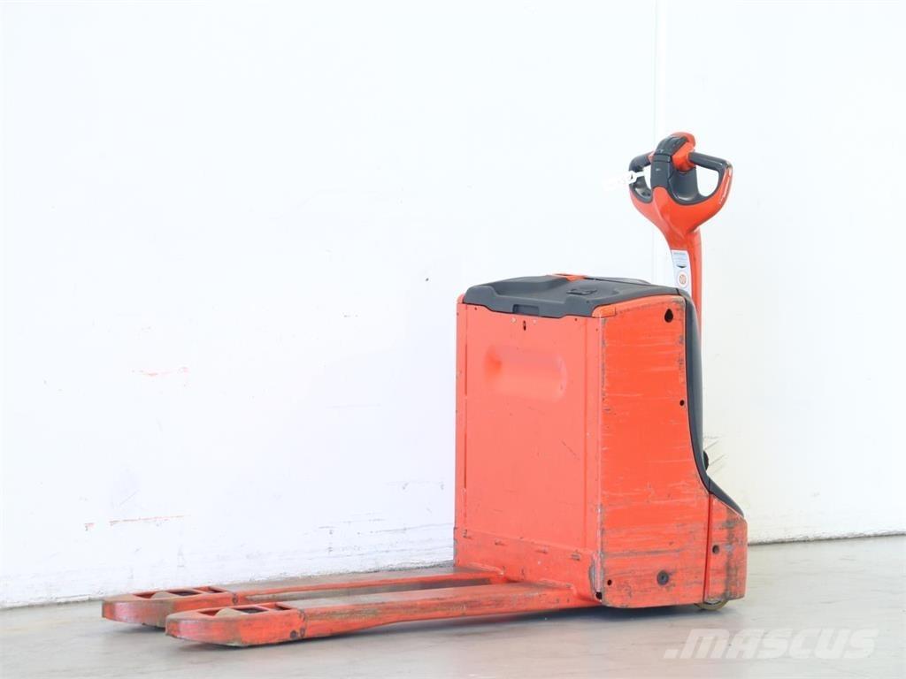 Linde T16/1152 Gaffelstabler med gående fører