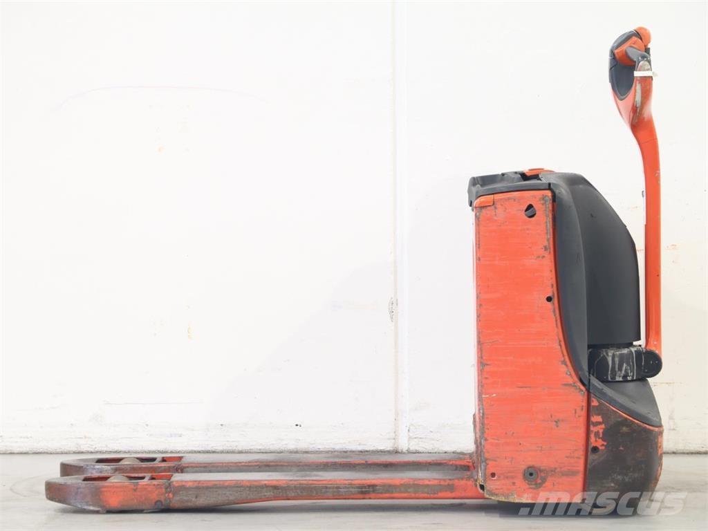 Linde T16/1152 Gaffelstabler med gående fører