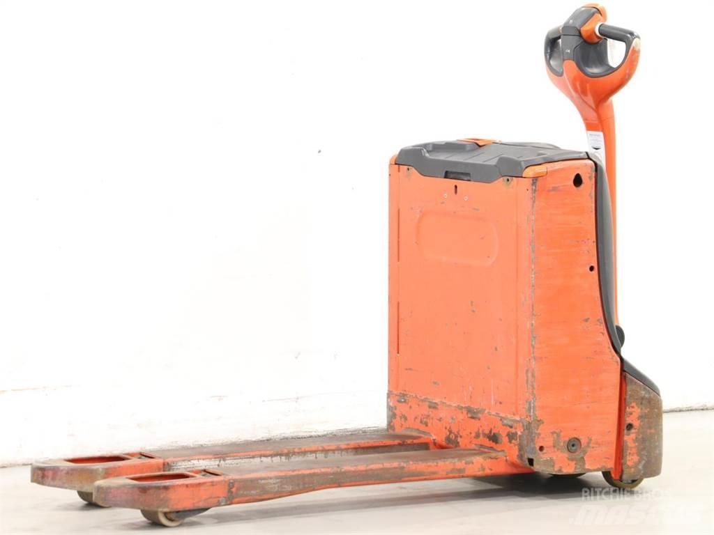 Linde T16/1152 Gaffelstabler med gående fører