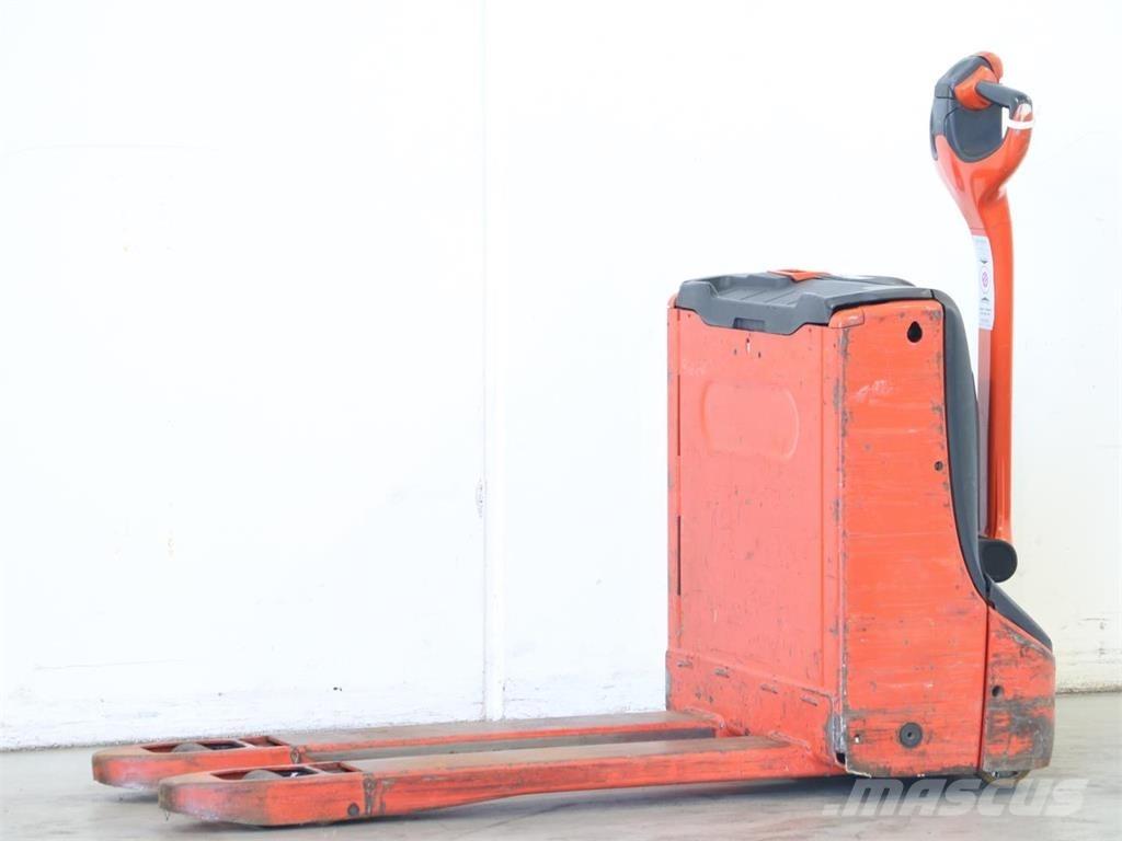 Linde T16/1152 Gaffelstabler med gående fører