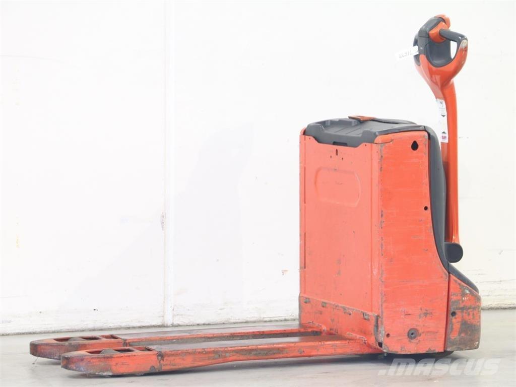 Linde T16/1152 Gaffelstabler med gående fører