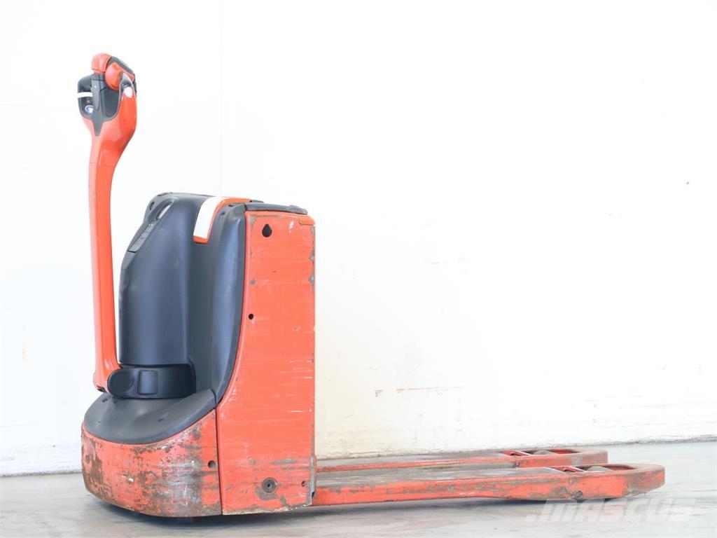 Linde T16/1152 Gaffelstabler med gående fører