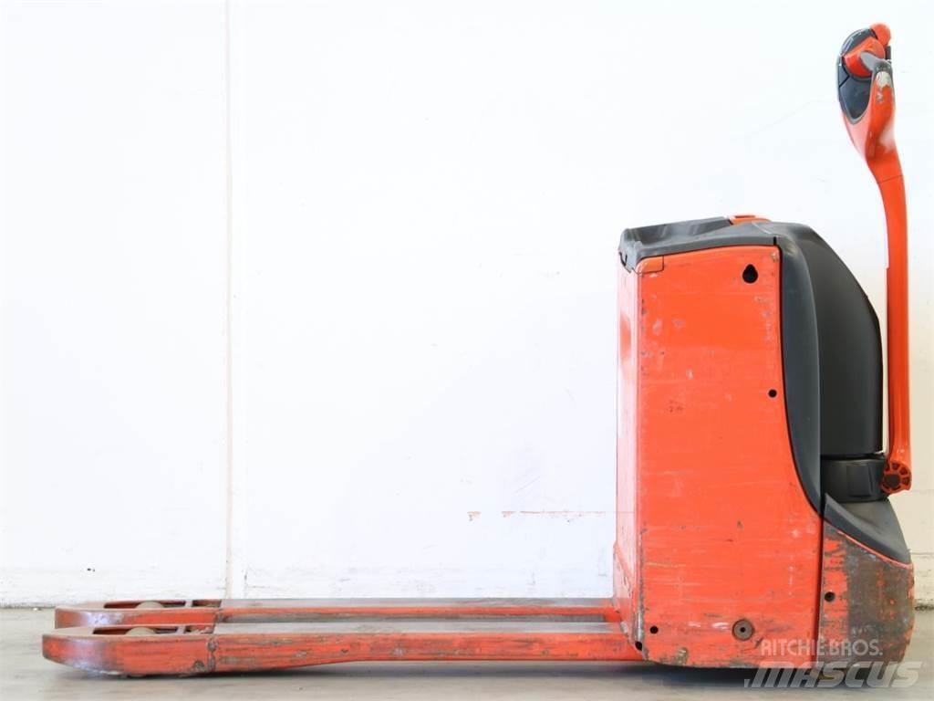 Linde T16/1152-00 Gaffelstabler med gående fører