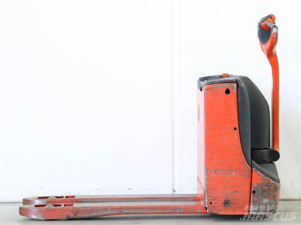 Linde T16/1152-00 Gaffelstabler med gående fører