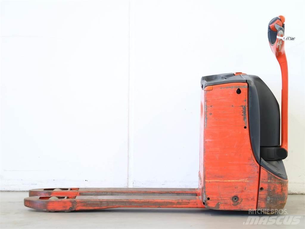 Linde T16/1152-00 Gaffelstabler med gående fører