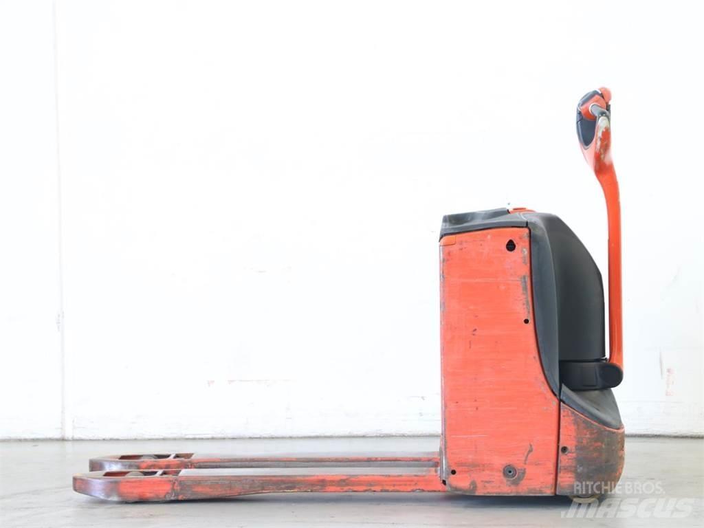 Linde T16/1152-00 Gaffelstabler med gående fører
