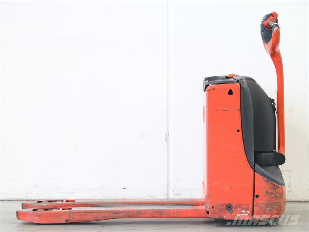 Linde T16/1152-00 Gaffelstabler med gående fører