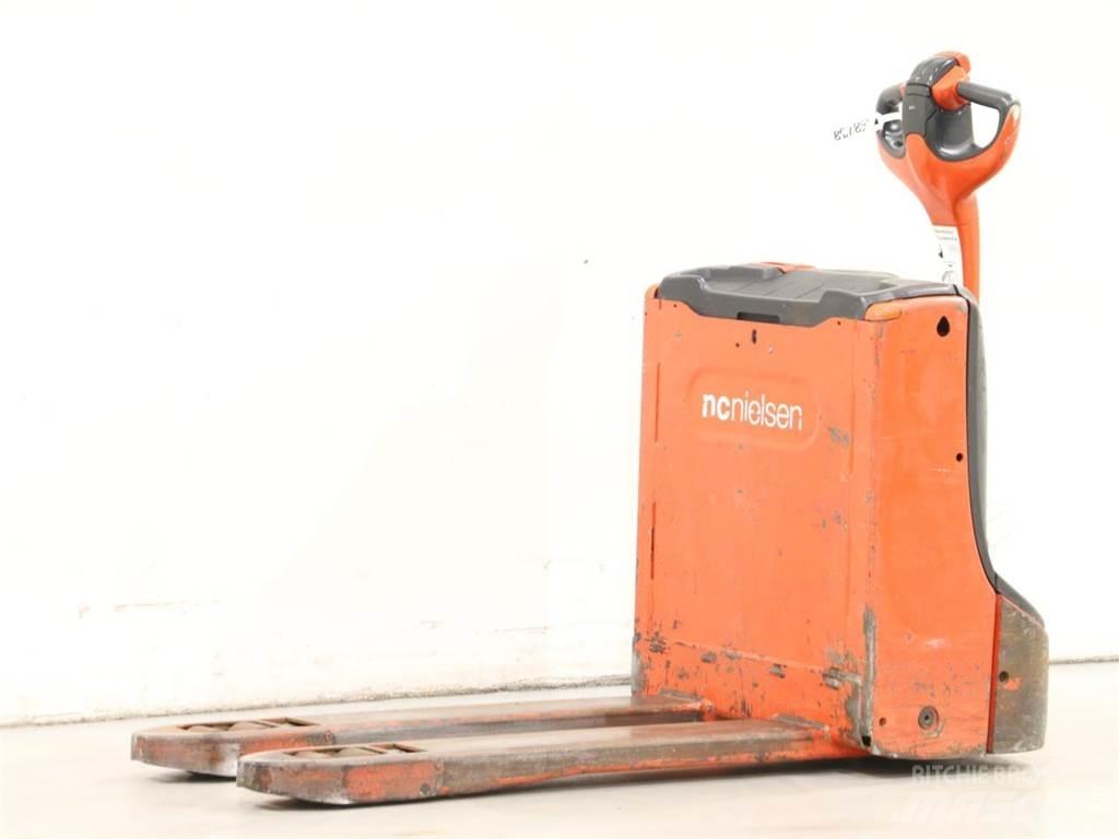Linde T16/1152-00 Gaffelstabler med gående fører