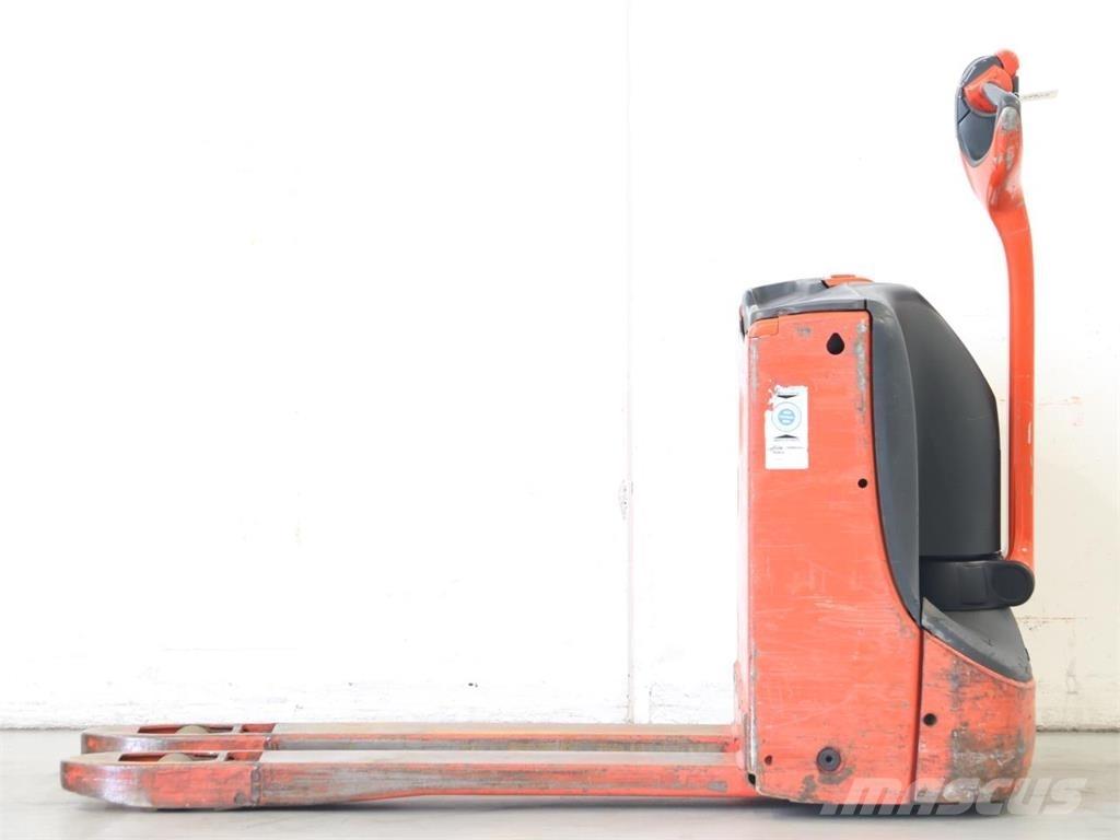 Linde T16/1152-00 Gaffelstabler med gående fører