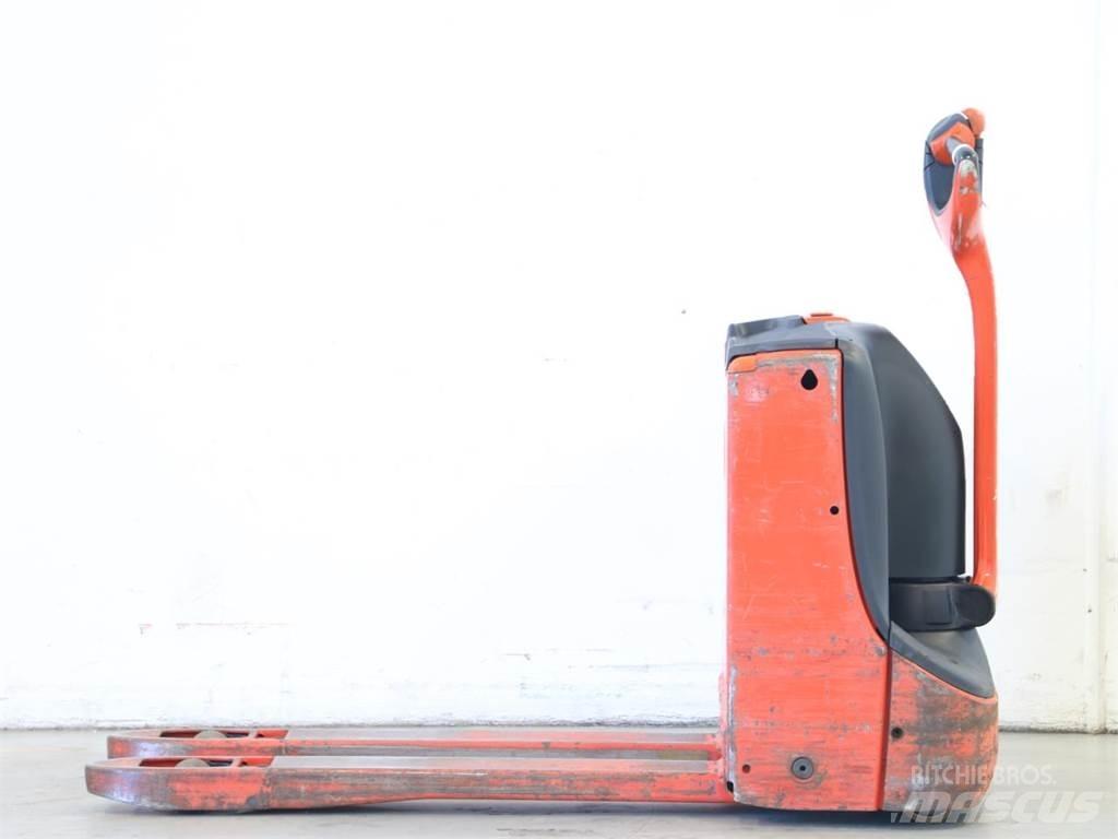 Linde T16/1152-02 Gaffelstabler med gående fører