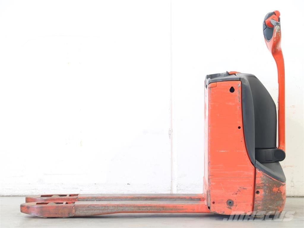 Linde T16/1152-02 Gaffelstabler med gående fører
