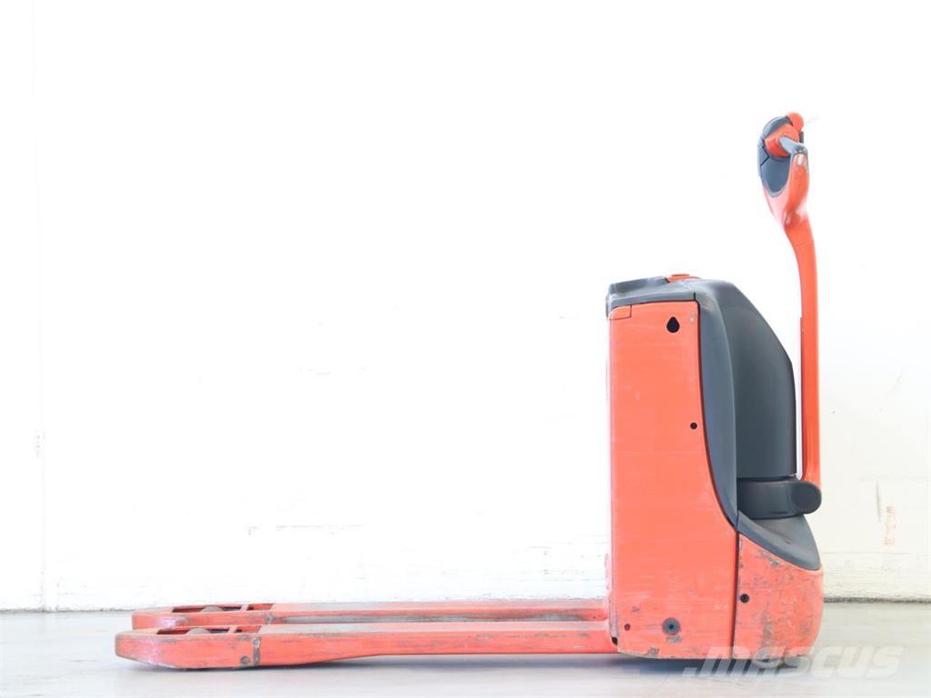 Linde T16/1152-02 Gaffelstabler med gående fører