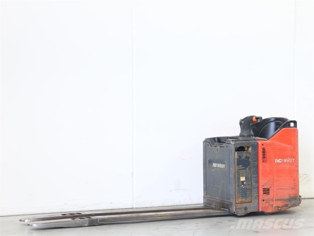 Linde T20SP/131 Gaffelstabler med gående fører