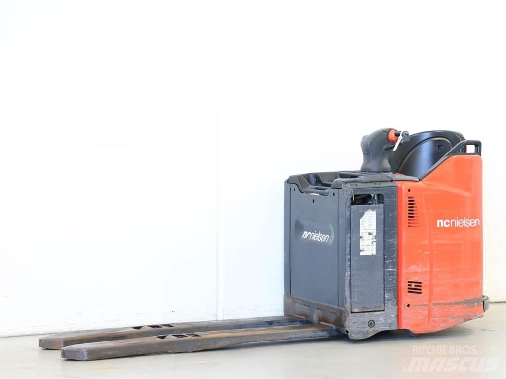 Linde T20SP/131 Gaffelstabler med gående fører