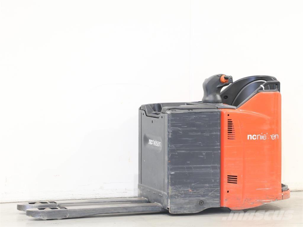 Linde T20SP/131 Gaffelstabler med gående fører