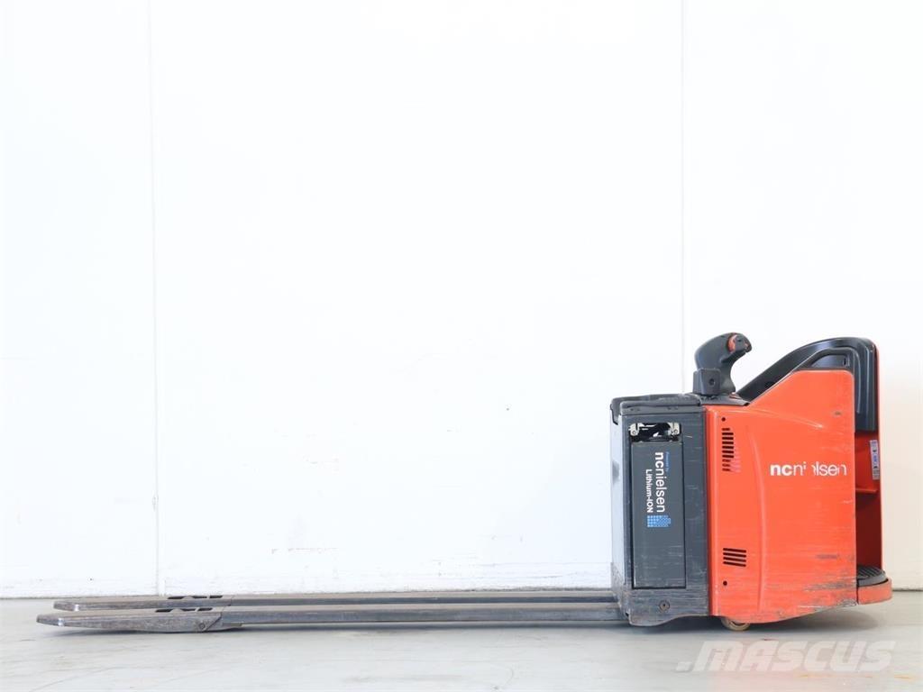 Linde T20SP/131 Gaffelstabler med gående fører