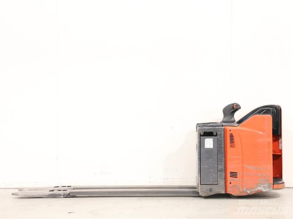 Linde T20SP/131 Gaffelstabler med gående fører