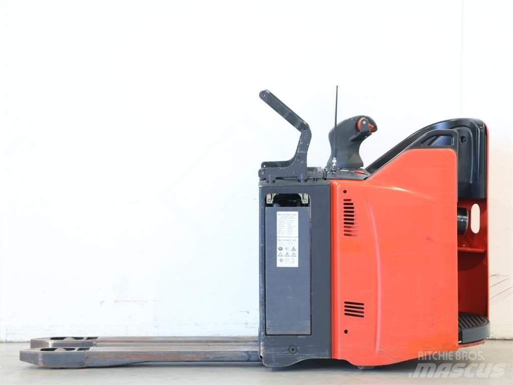 Linde T20SP/131 Gaffelstabler med gående fører