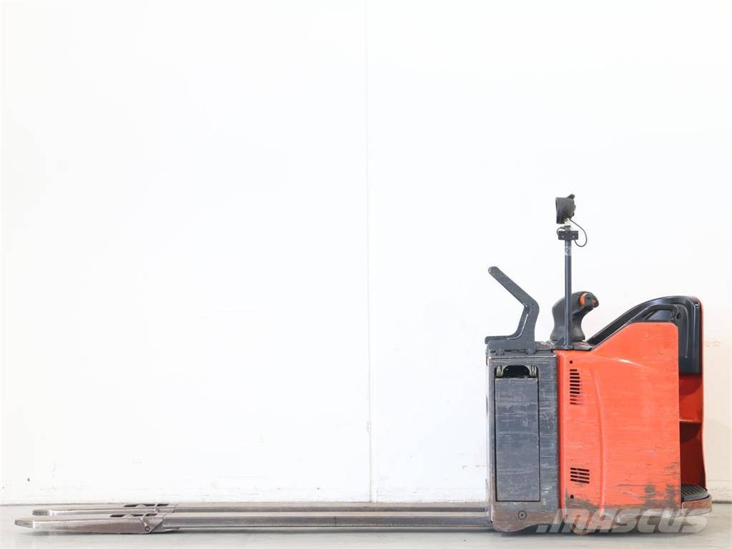 Linde T20SP/131-08 Gaffelstabler med gående fører