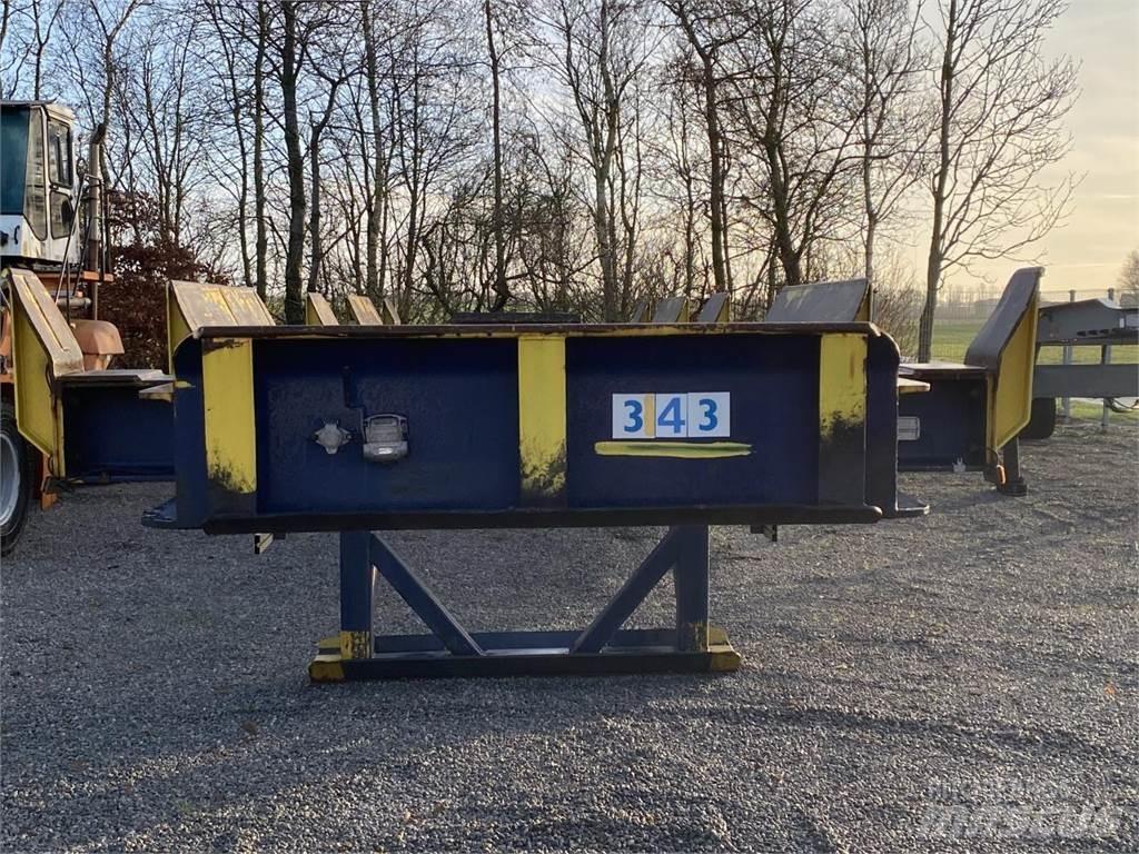  NOVATECH TT65 Trucks - Andet