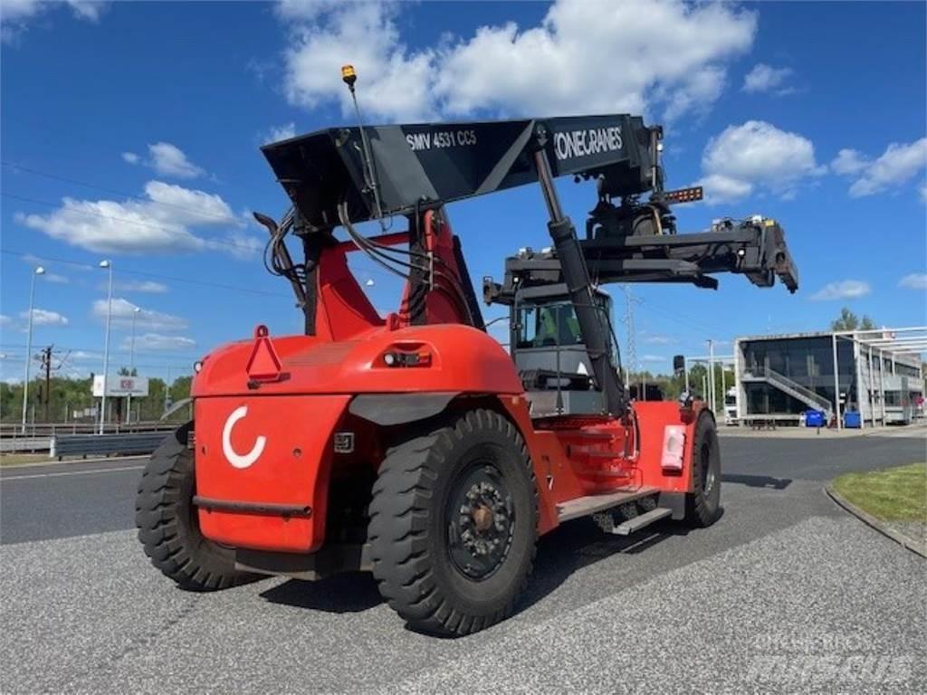 SMV 4531 CC5 Reachtruck