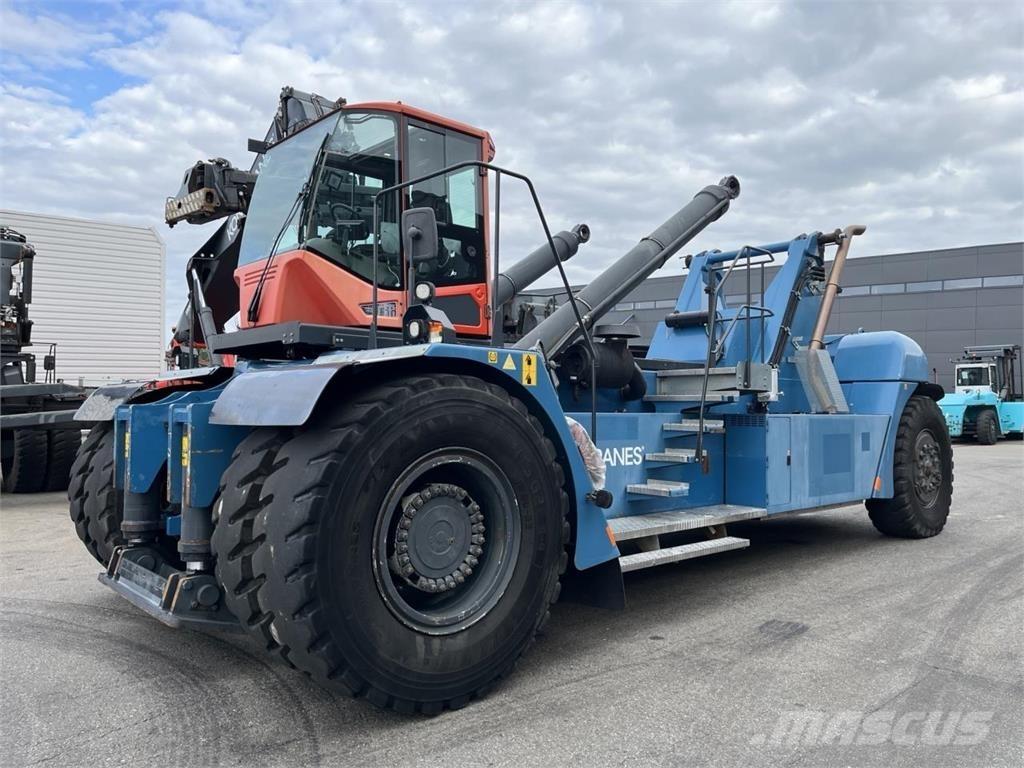 SMV 4538 CCX4 Reachtruck