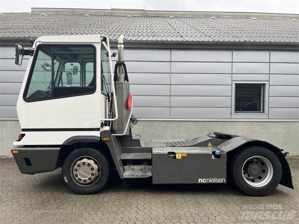 Terberg YT222 4x2 Trucks - Andet