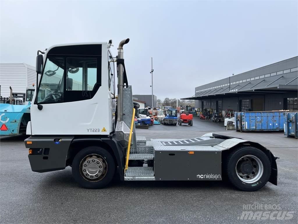 Terberg YT223 4x2 Trucks - Andet