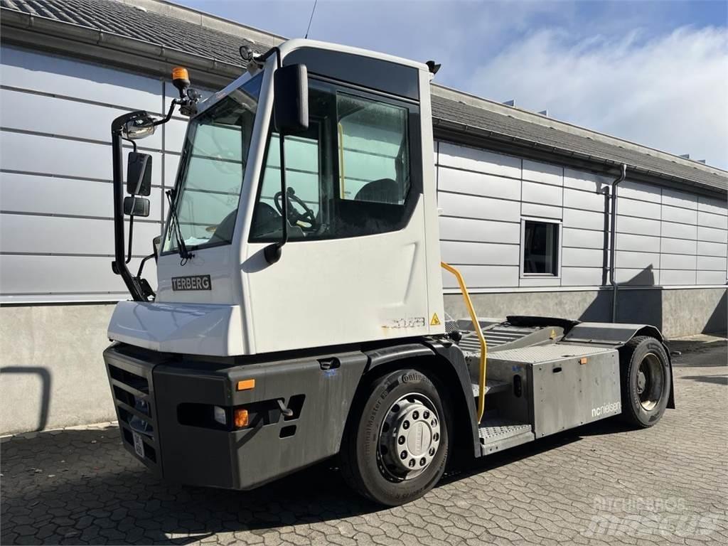 Terberg YT223 4x2 Trucks - Andet