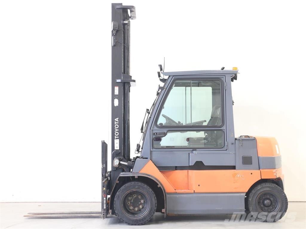 Toyota 7FBMF45 Gaffeltrucks - andre