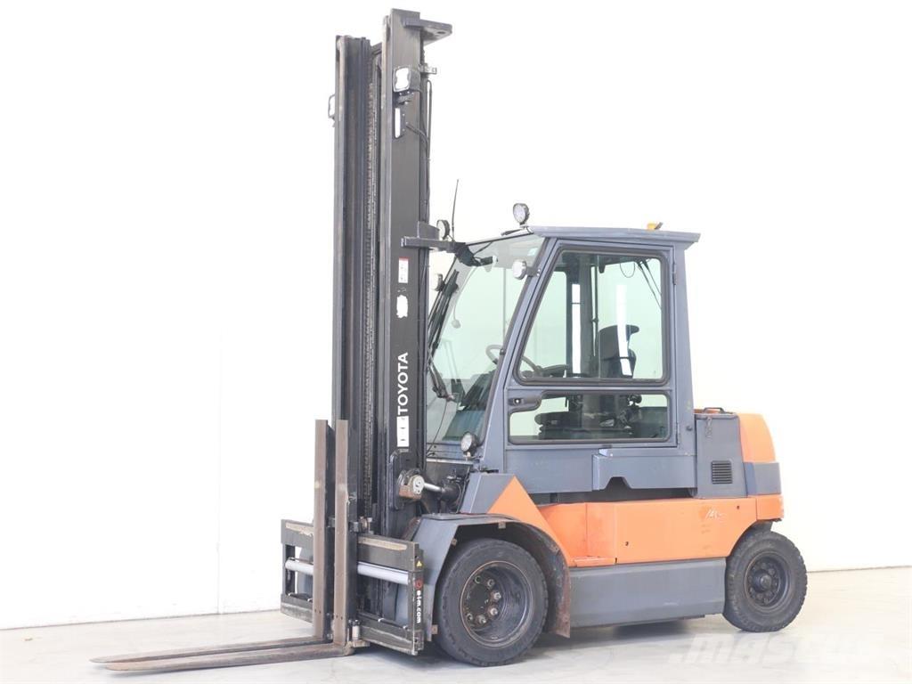 Toyota 7FBMF45 Gaffeltrucks - andre