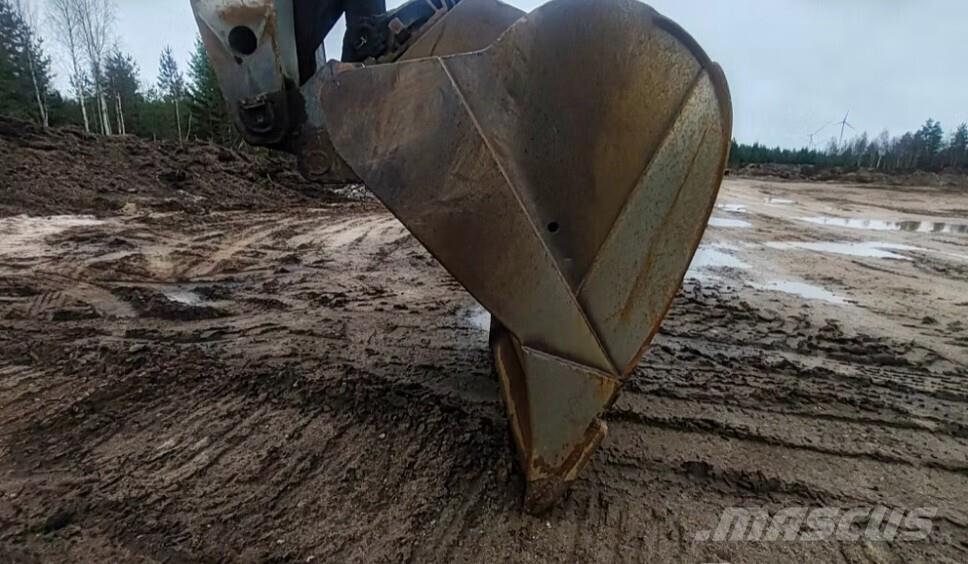 Åkerman H16D Gravemaskiner på larvebånd