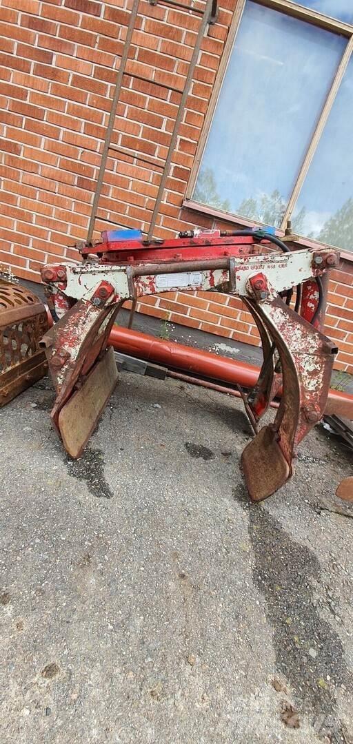 Auramo RA-300J Trucks - Andet