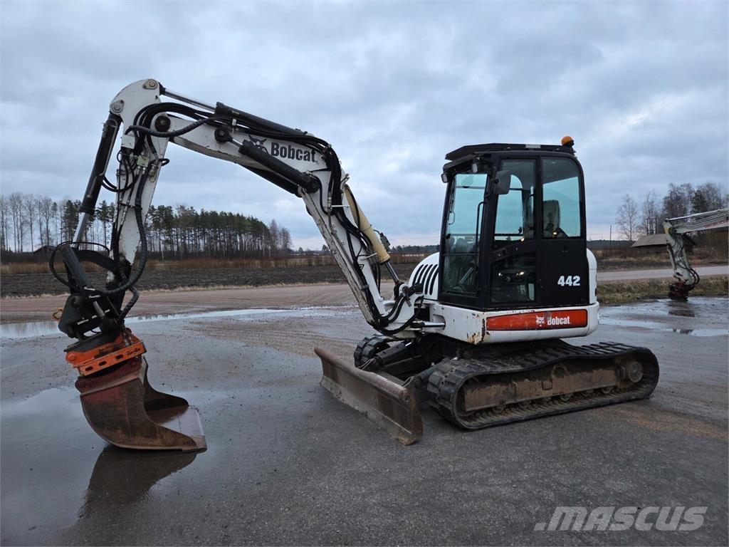 Bobcat 442 Midi-gravemaskiner 7t - 12t