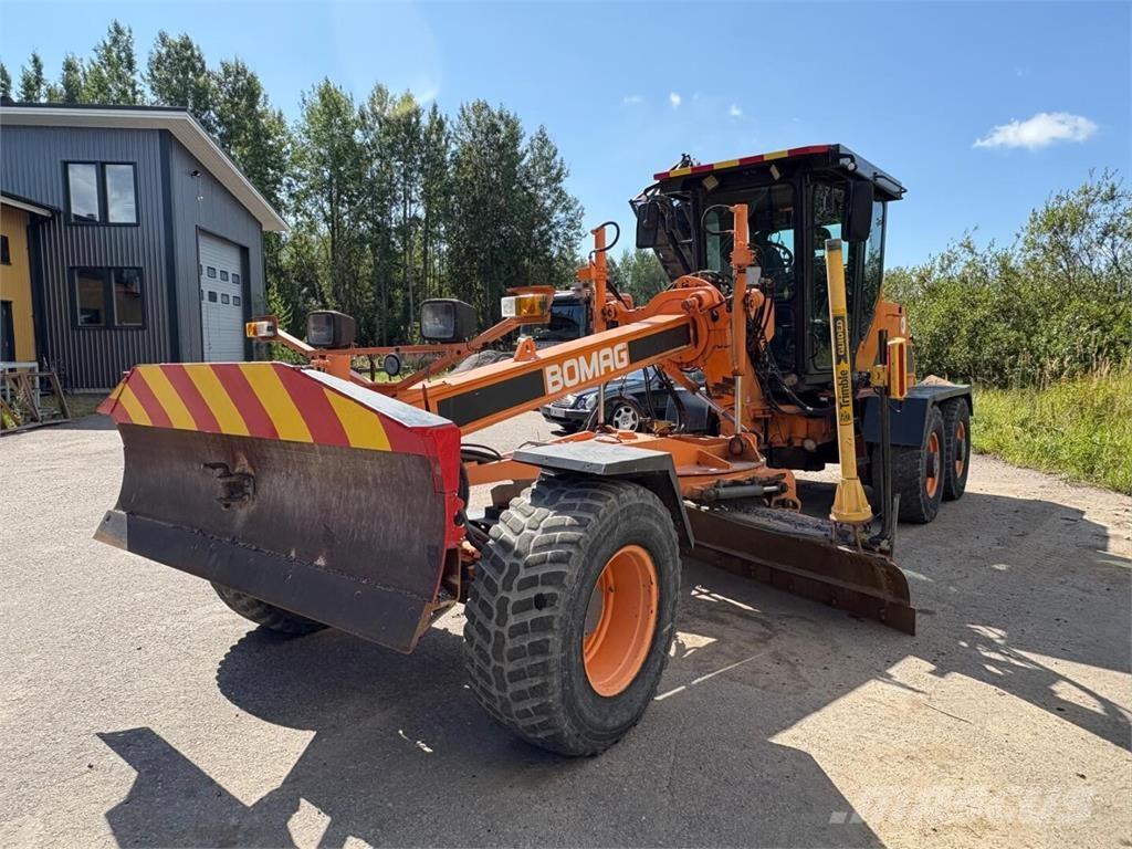 Bomag BG 110 TA Vejhøvle / Gradere