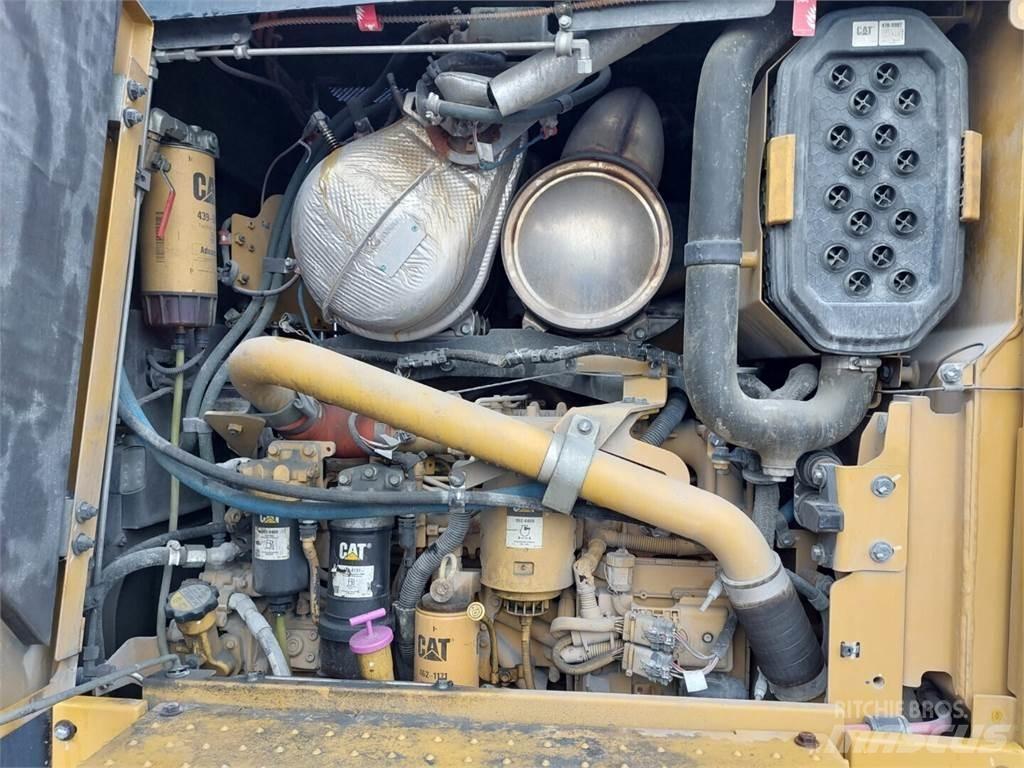 CAT 120 Vejhøvle / Gradere