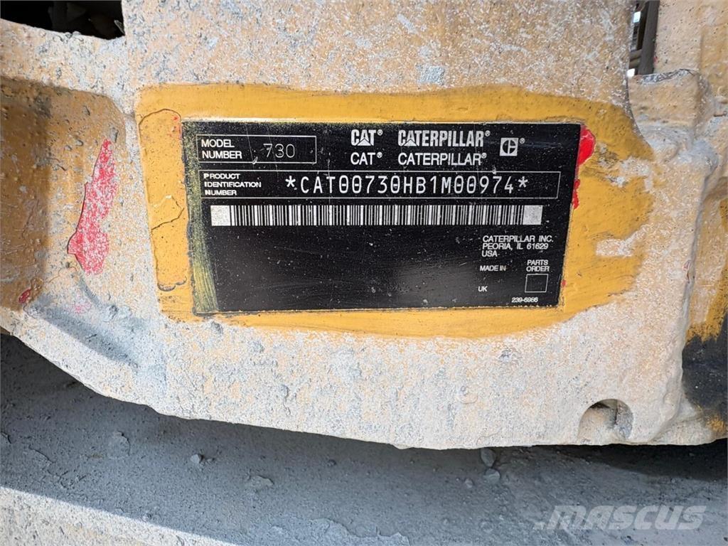 CAT 730 Terrængående lastbiler