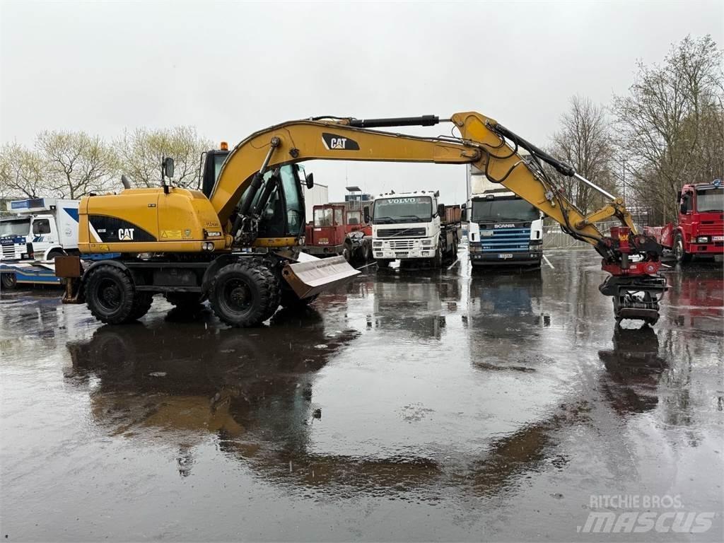 CAT M313 D Gravemaskiner på hjul