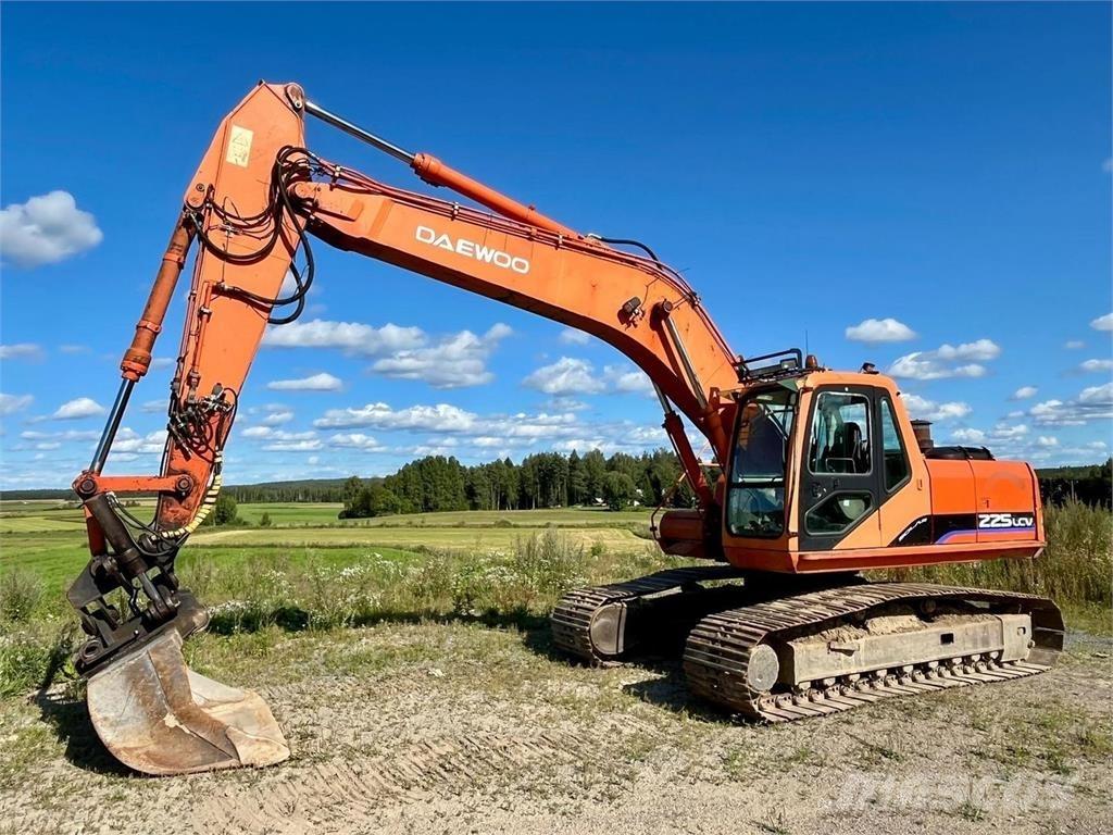 Daewoo 220LC-V Gravemaskiner på larvebånd