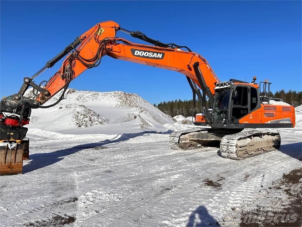 Doosan DX300 LC-5 Gravemaskiner på larvebånd