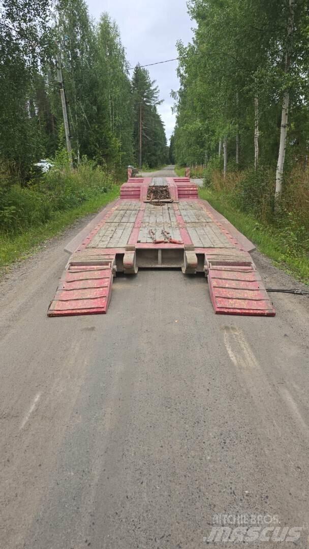 Hafo 3-akselinen Autotransportere / Knæklad