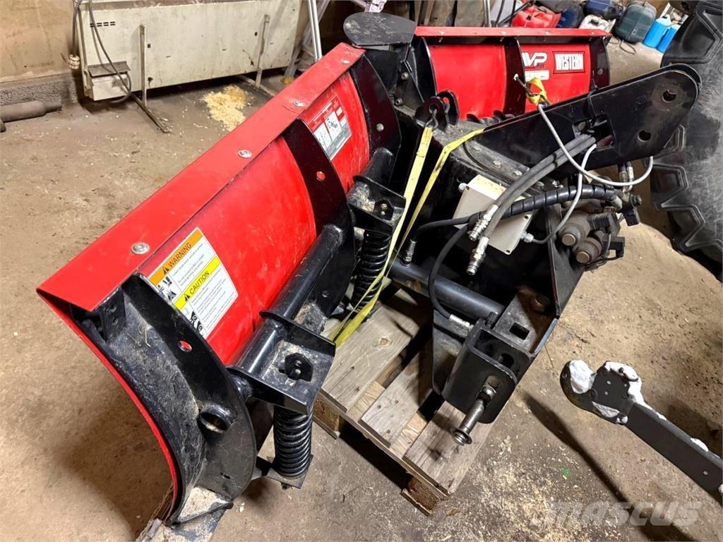 Hilltip Aura Sneskovle og -plove