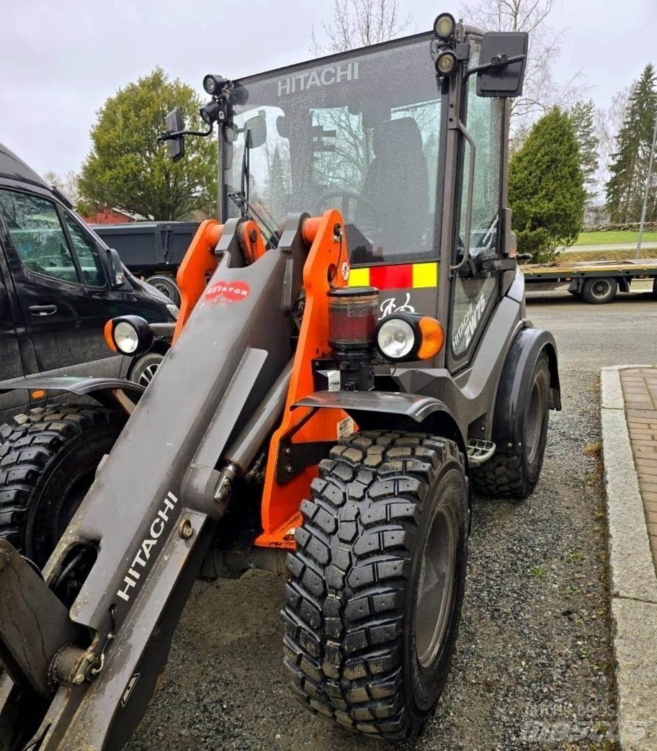 Hitachi ZW75 Minilæsser - knækstyret