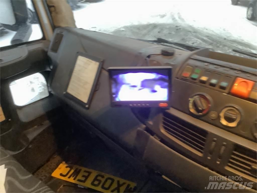 Iveco 180 e 25 Andre lastbiler