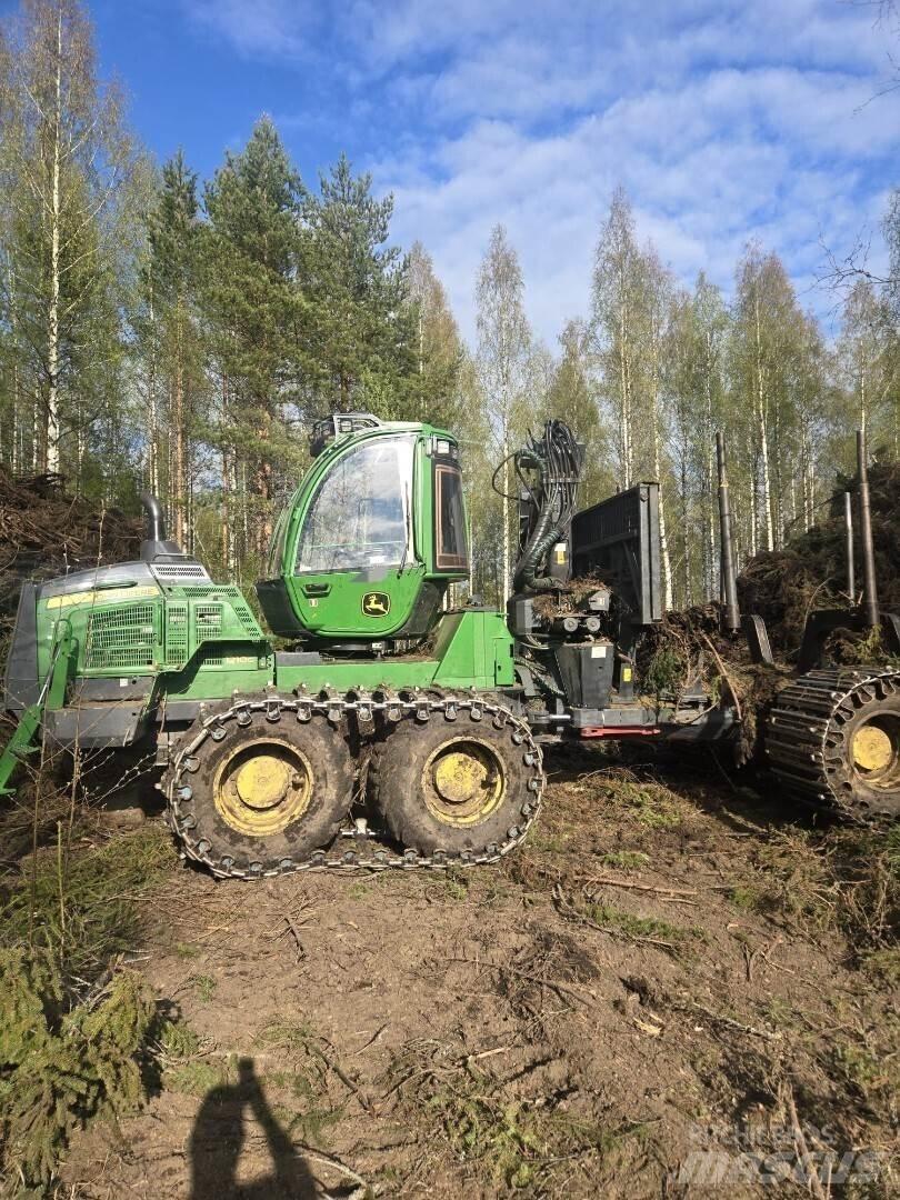 John Deere 1210 G Udkørselsmaskiner